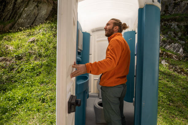 Best Portable toilet rental cost  in Chetopa, KS